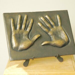 handen in relief laten maken